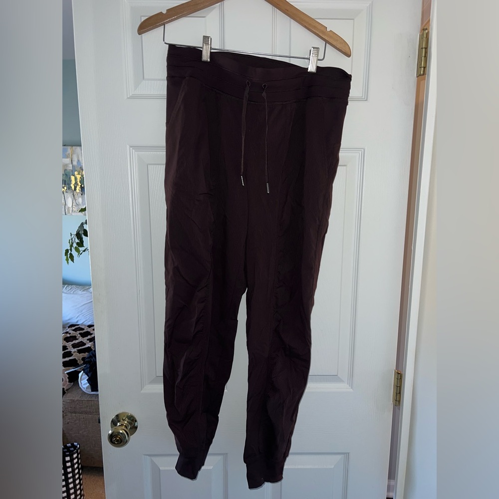 Lululemon dance studio jogger pants
